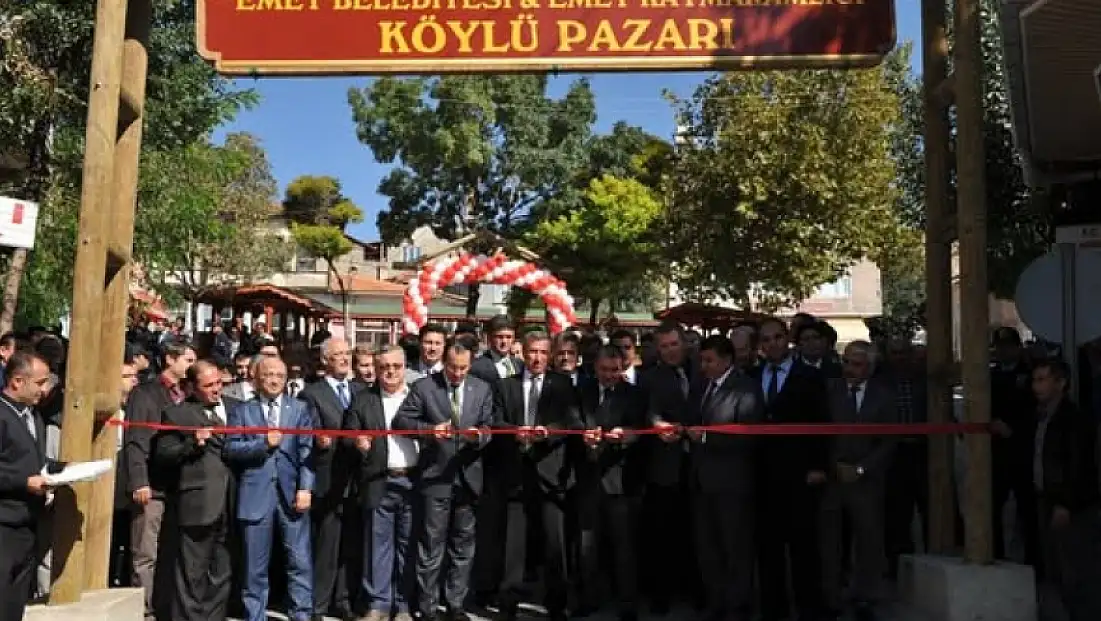 Bir Tarih Yok Oluyor: Emet'in Köylü Pazarı Eski Günlerini Arıyor