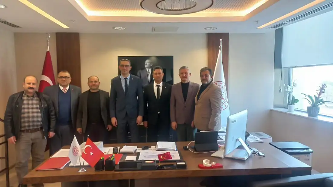 Emet Ortopedi Doktoruna Kavuşuyor