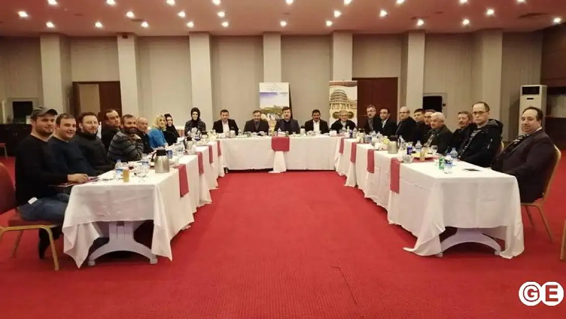 Ak Parti Emet İlçe Genişletilmiş Toplantısı Yapıldı