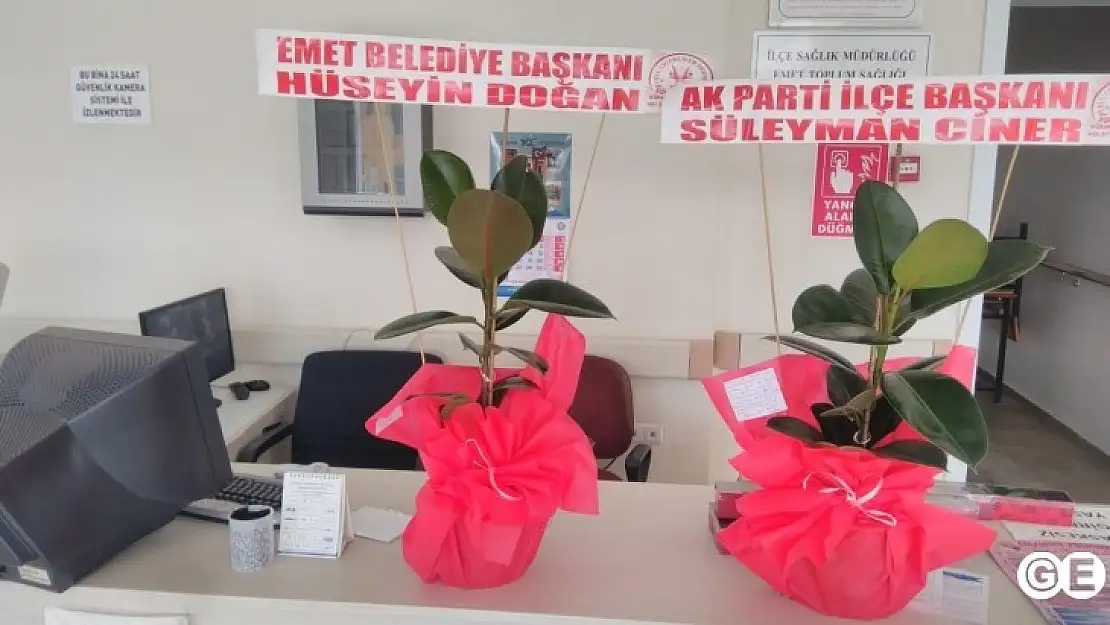 Başkan Doğan İlçede Görev Yapan Hemşire ve Hemşirleri Unutmadı