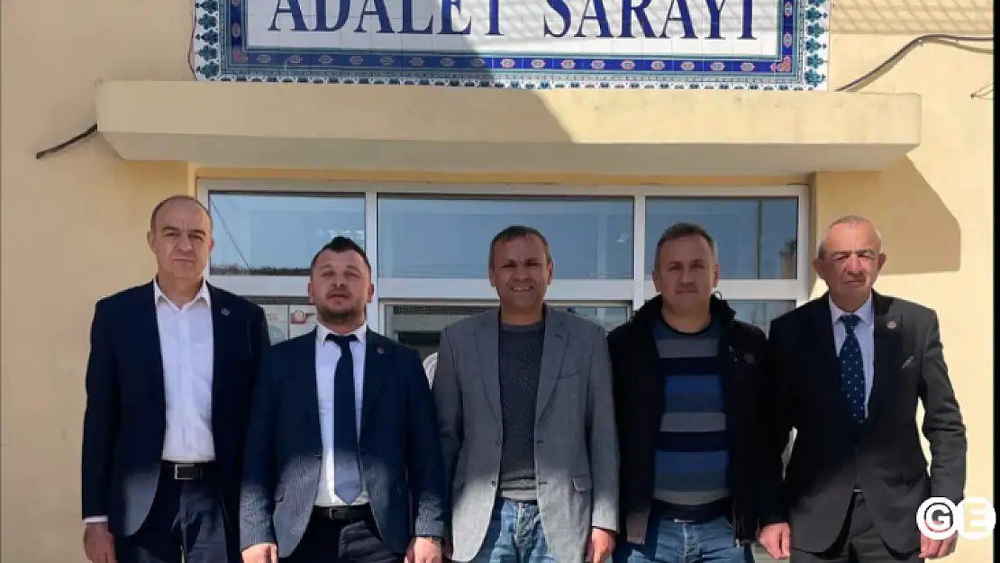 Elmacı Yeniden Siyaset Sahnesinden