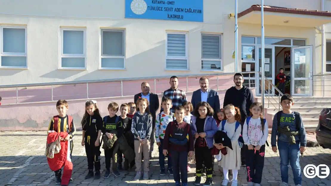 Emet Belediyesinden 100.Yılda Çocuklarımıza Anlamlı Hediye