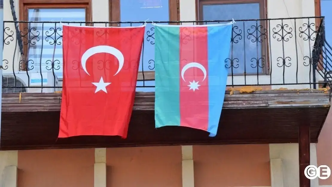 Emet Belediyesinden Azerbaycan'a Bayraklı Destek