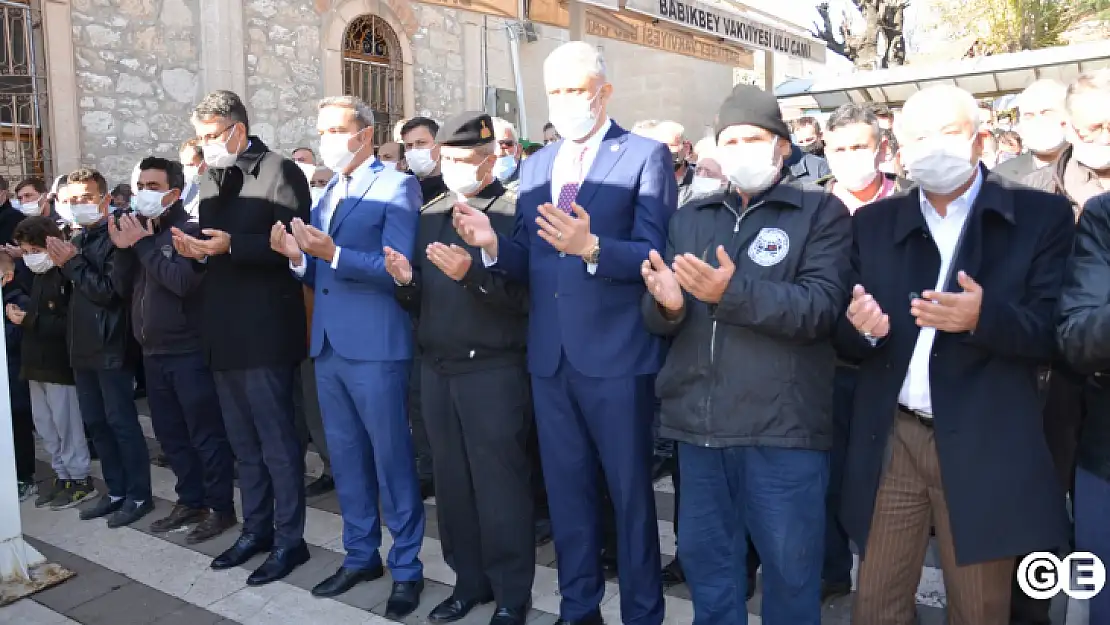 Emet İlçesinde  vefat eden Kıbrıs Gazisi son yolculuğuna uğurlandı