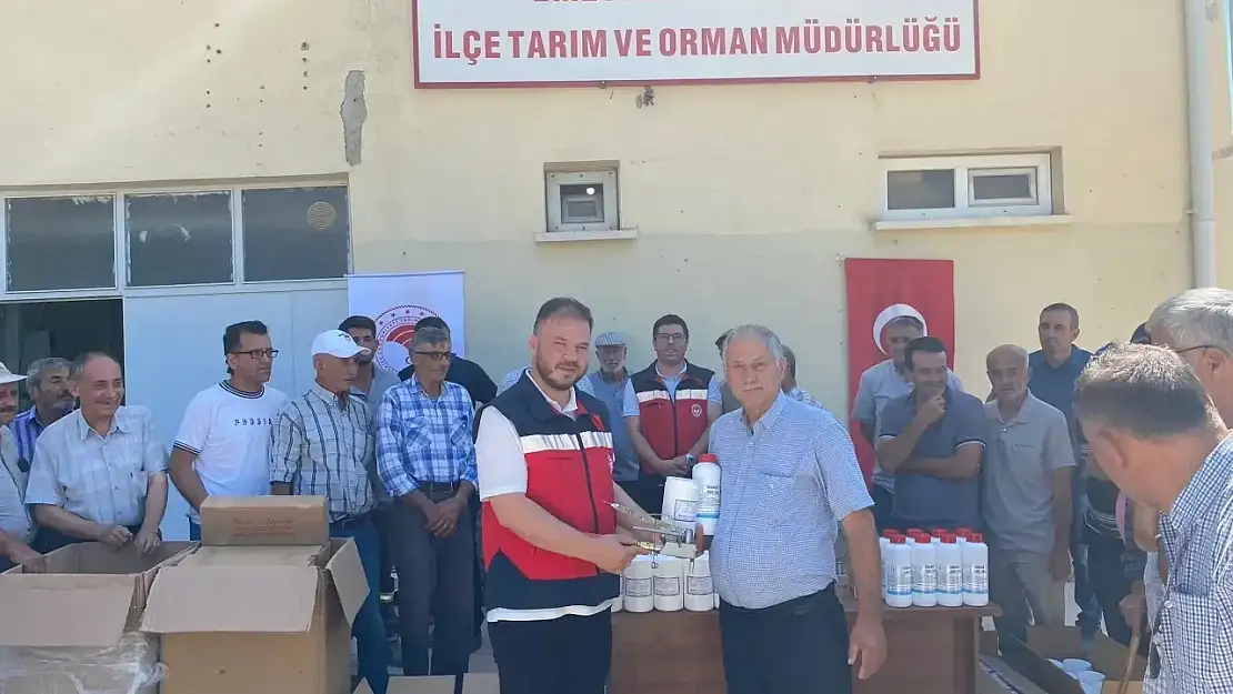 Emet'te 52 Arıcıya Fümigasyon Cihazı, Oksalit Asit Ve Formik Asit Dağıtıldı