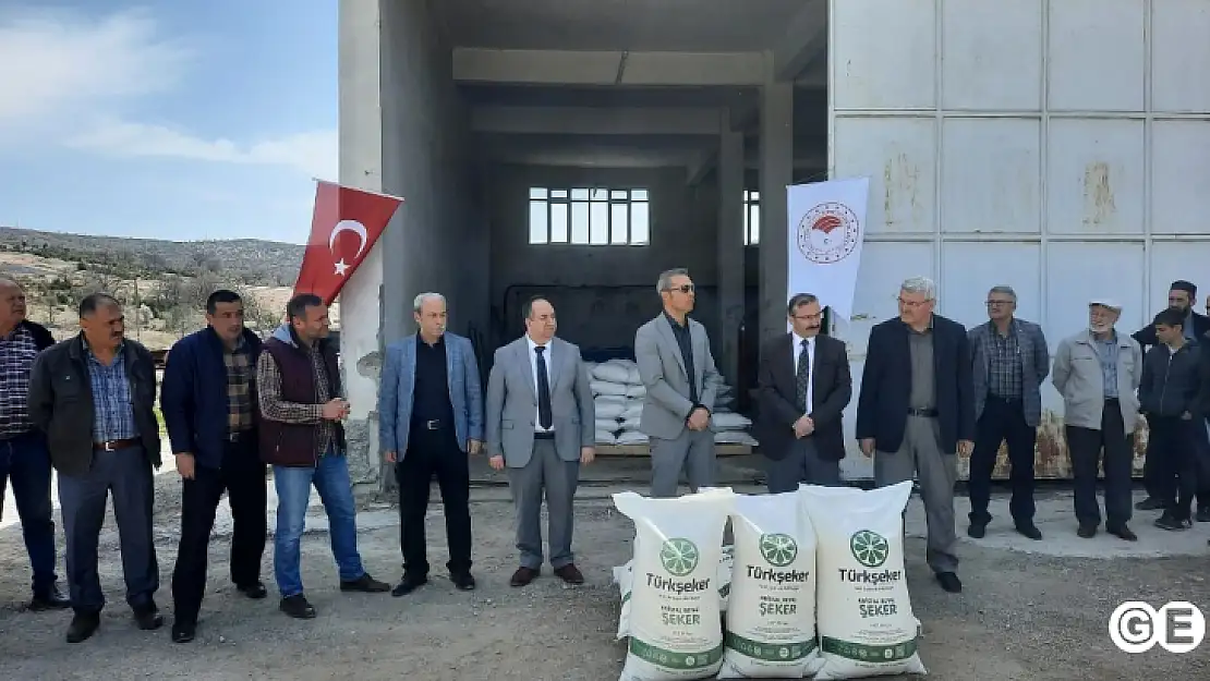 Emet'te Kayıtlı Arıcılara 6050 Kg  Şeker Dağıtıldı