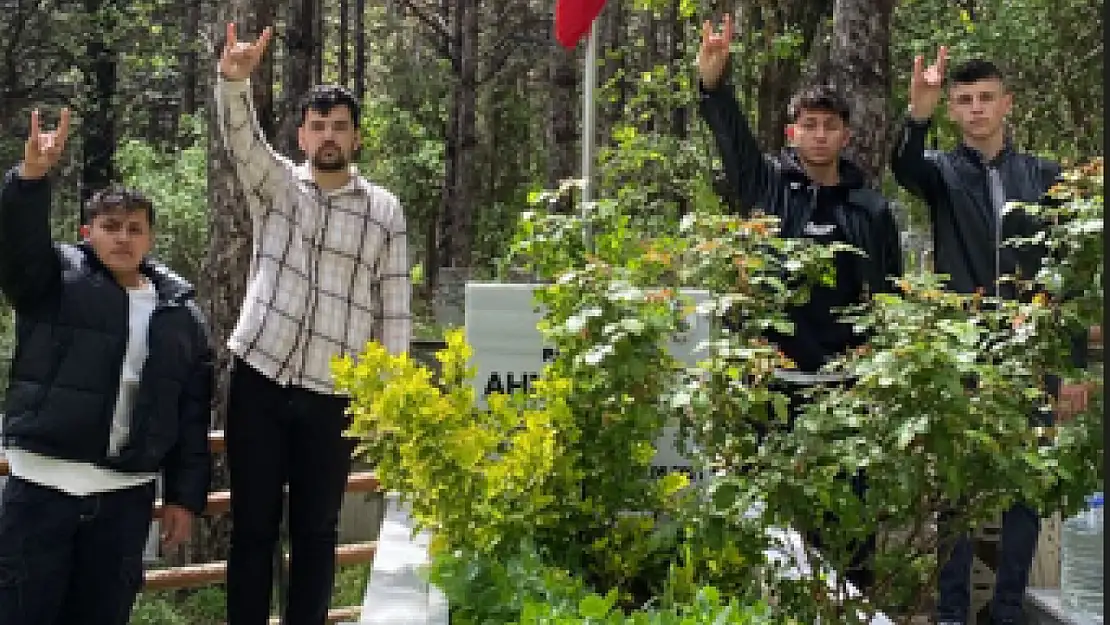 Emet'te Ülkücü Gençlik Şehidimizi Unutmadı