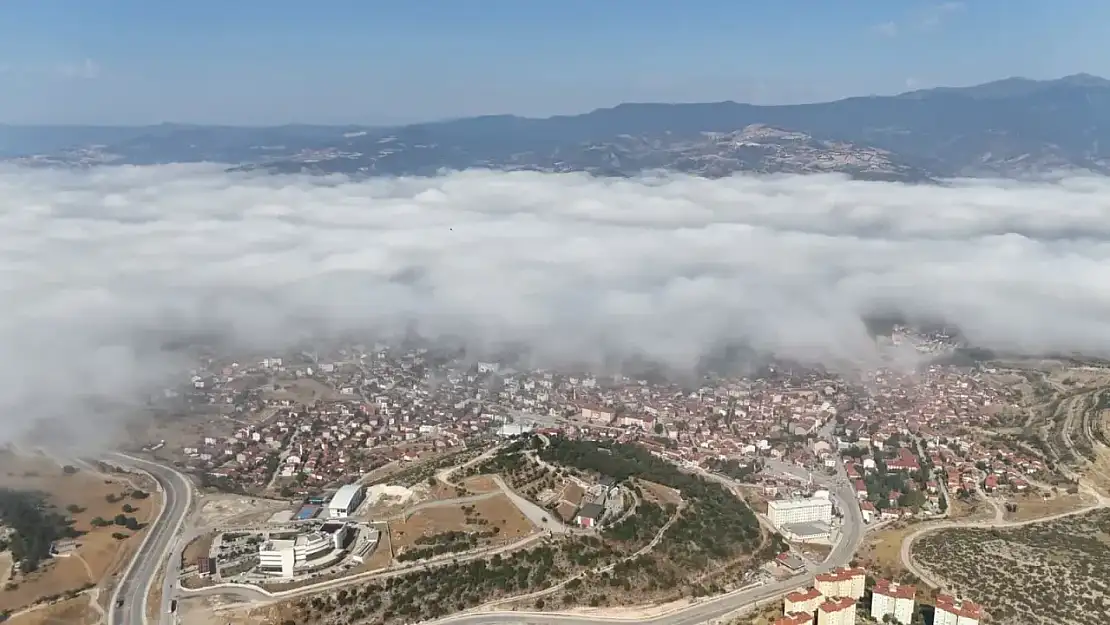 Emet'te Yağmur Sonrası Gökyüzü Görsel Şölene Dönüştü