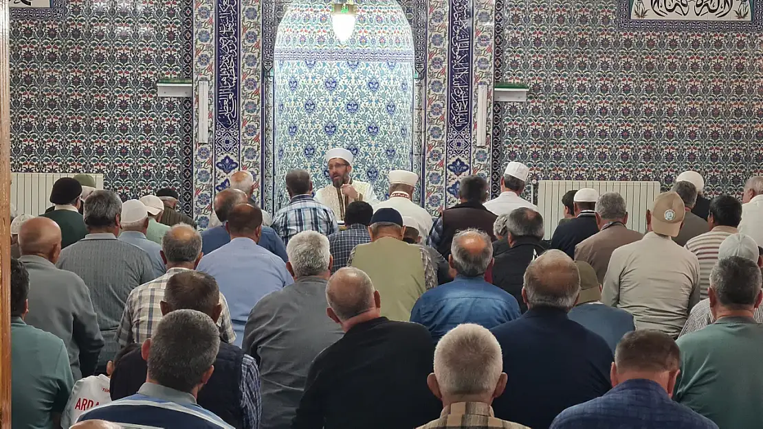Emet Yeniceköy'de 2 Bin Kişilik Hayır Yemeği