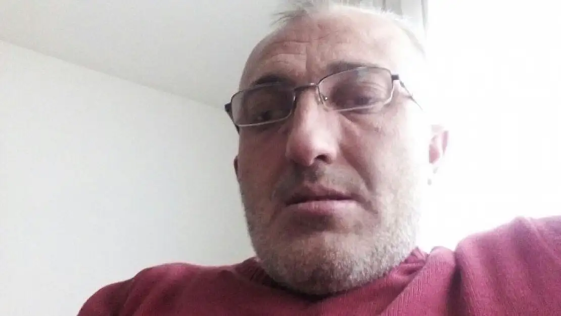 YENİCEKÖYDE ACI KAZA 1ÖLÜ 2 YARALI