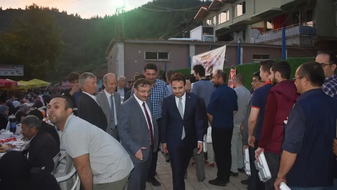 GÜNLÜCEDE HALK İFTARI