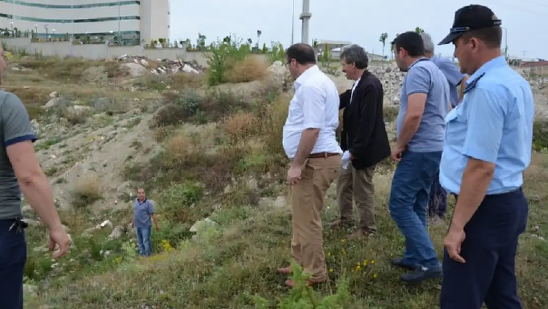 EMET DEVLET HASTANESİ İLE SAĞLIK OCAĞI ARASINDA YOL ÇALIŞMALARI BAŞLADI