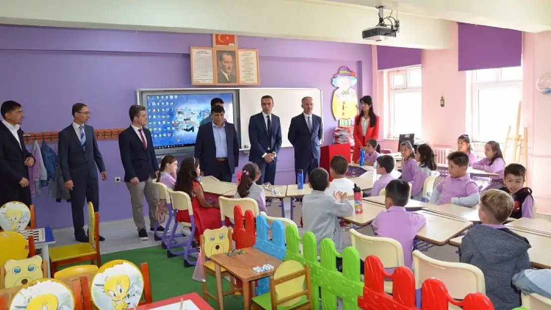 EMET'TE 3000 ÖĞRENCİ,220 ÖĞRETMEN İÇİN ZİL ÇALDI