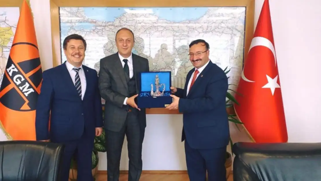 BAŞKANLARDAN BÖLGE MÜDÜRÜ ÇOLAK'A  TEŞEKKÜR VE TEBRİK
