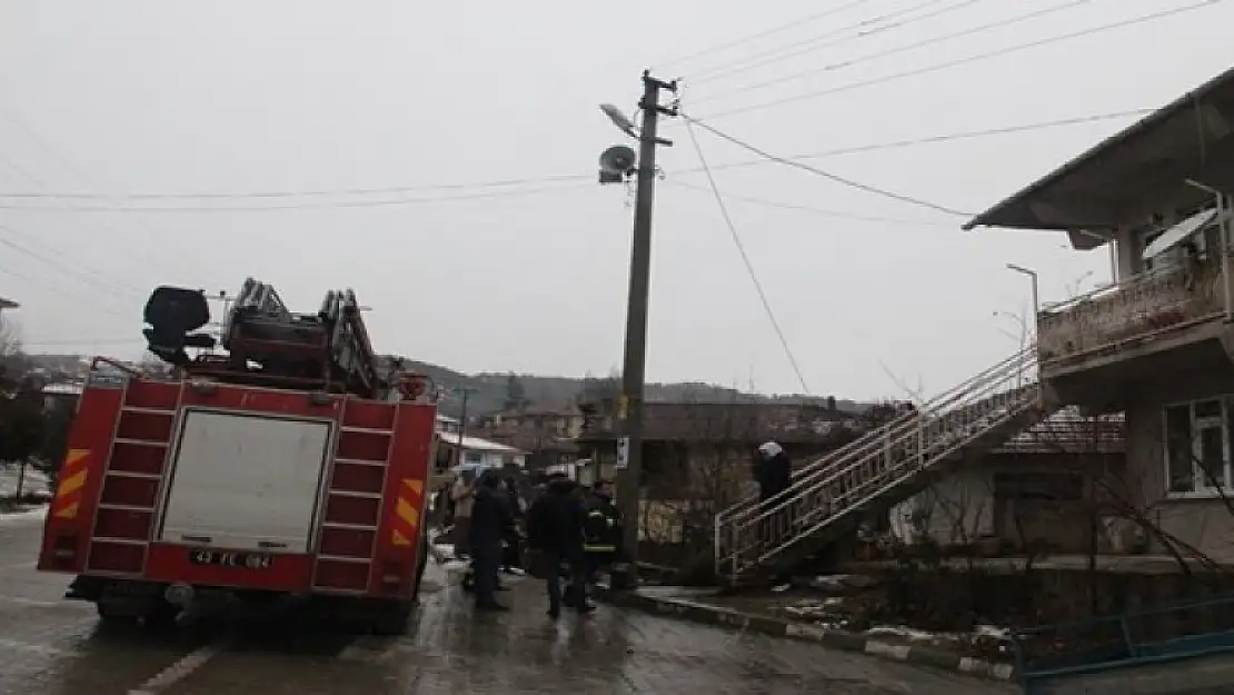 Hisarcık Hasanlar Köyünde'ki yangın Korkuttu