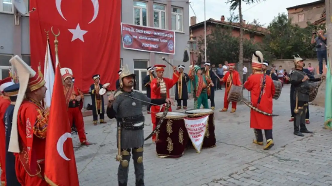 CEVİZDERE ZAFERİNİN YAŞANDIĞI TOPRAKLARDA MEHTERAN GÖSTERİSİ