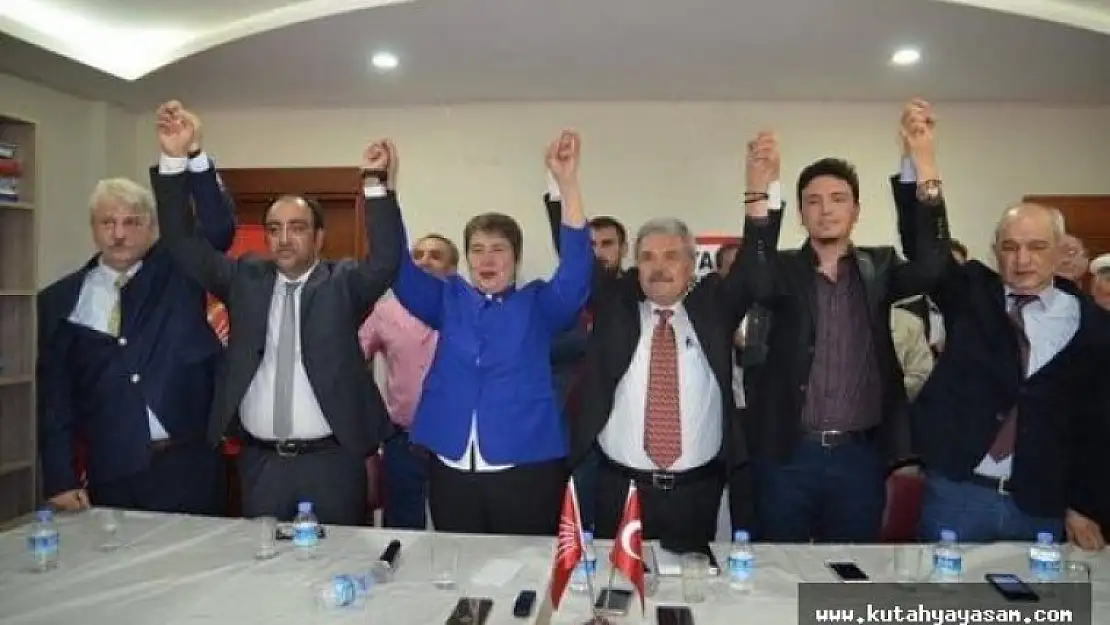 CHP ADAYLARINI TANITTI