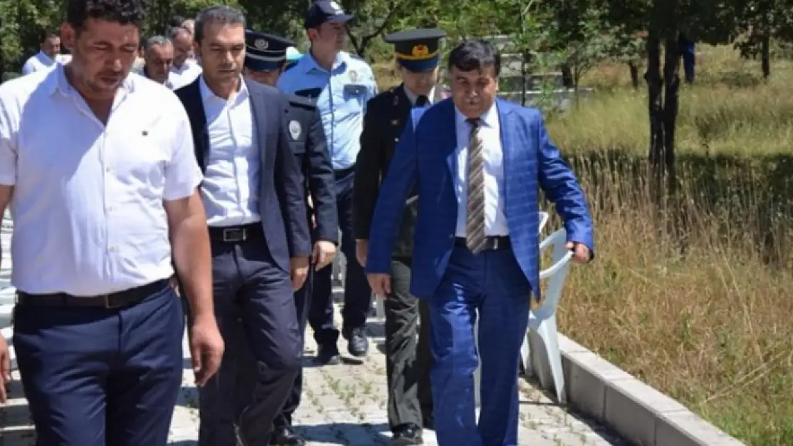 İSTİFA EDEN MUHTARA HALKTAN TAM YETKİ