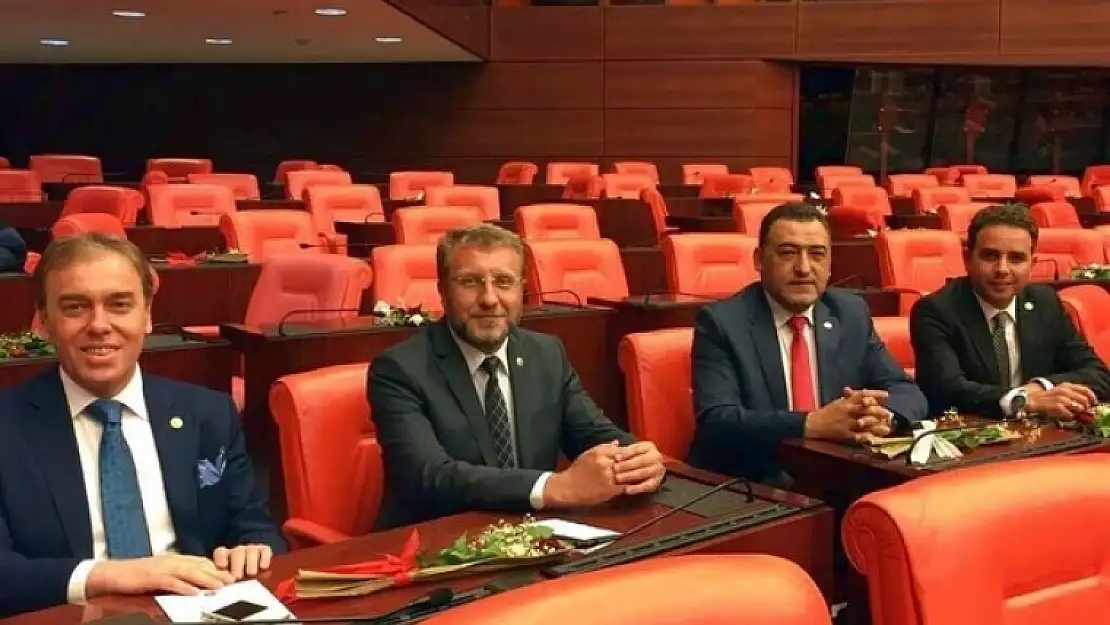 AK Parti Kütahya milletvekillerinden fabrika müjdesi