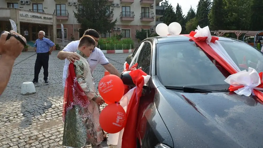 BAŞKANIN MAKAM ARACI OGÜN EREN'İN EMRİNDEYDİ