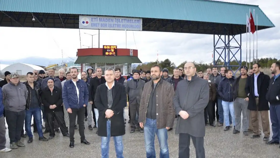 DAYANIŞMA DERNEĞİNDEN İŞÇİLERE KADRO   DESTEĞİ VİDEOLU