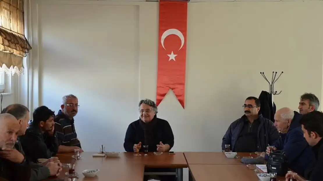 PROF. DOĞAROĞLU İLE 'BAL' DAN TATLI SOHBET