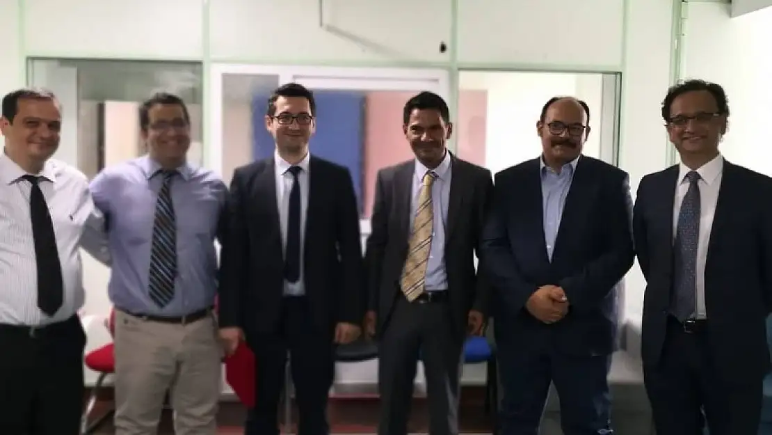 KÜTAHYA SAĞLIK BİLİMLERİ ÜNİVERSİTESİ İLK UZMANINI VERDİ