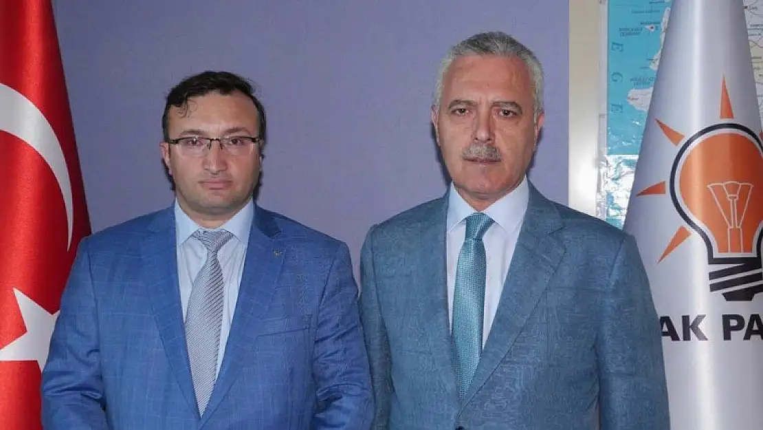 EMET AK PARTİDE 8. BAŞKAN DOĞAN