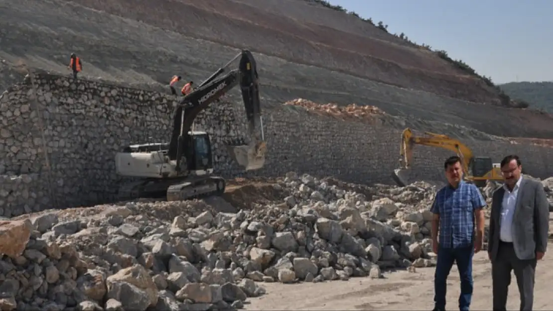 EMET ÇEVRE YOLU ÇALIŞMALARI HIZLANDI