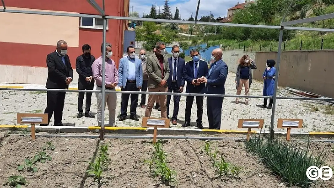 Kaymakam Çiçek Halk Eğitim Ve Okullarda İncelemelerde Bulundu