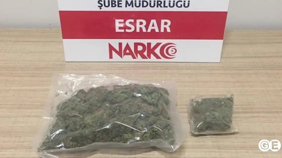 Kütahyada 117 Gram Esrar Ele Geçirildi