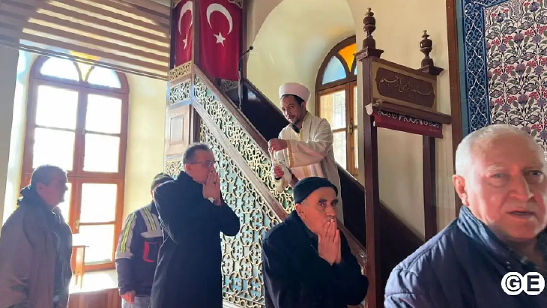 Kutsal emanet 'Sakal-ı Şerif' ziyarete açıldı