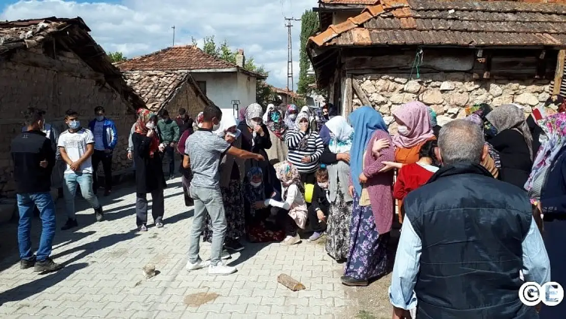 Oğlunun Doğduğu Gün Kazada Ölen Baba Defnedildi