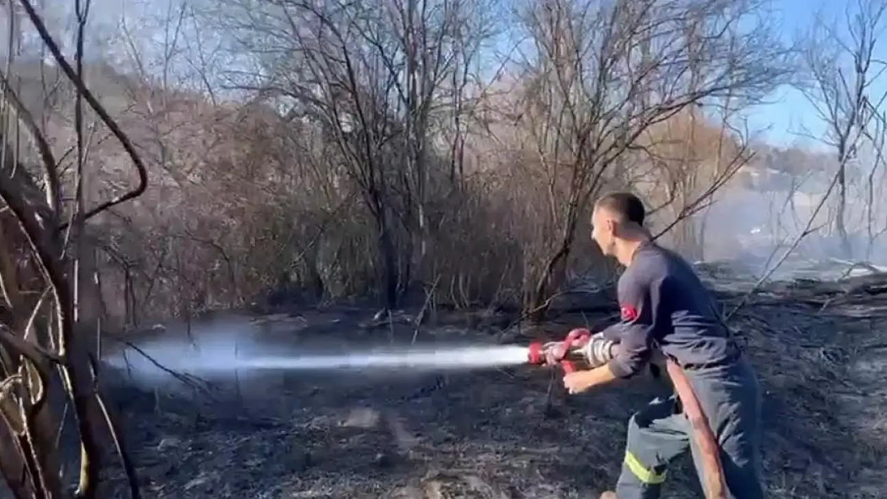 Emet'te Ot Yangını Zamanında Müdahale İle Söndürüldü