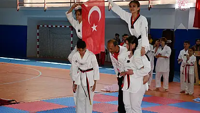 Emet 19 Mayıs'ta Meydan Gençlerin