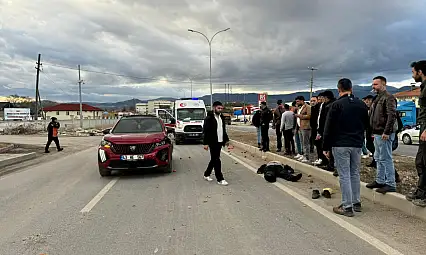 Emet'te Yolun Karşısına Geçerken Araç Çarptı