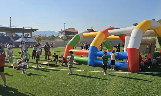 Emet'te Yaz Spor Okulları Coşkulu Bir Şekilde Açıldı