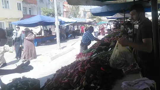 Emet Salı Pazarı Olağanüstü Tedbirlerle Açıldı