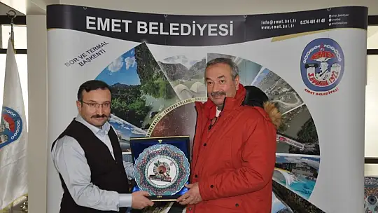 Sömestr Tatili İçin Emet'i Seçtiler