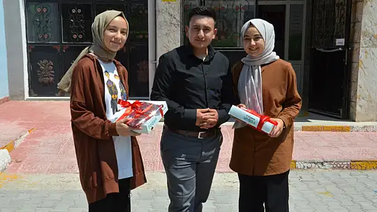 'Kudüs'te Bir Sabah'ı Kağıtlara döken Öğrencilere Tügva'dan Ödül