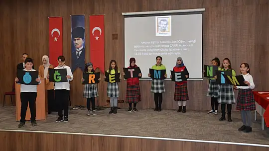 24 Kasım Öğretmenler günü Emet'te yoğun programlarla kutlandı.