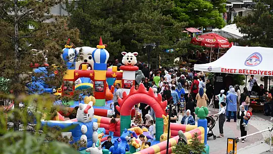 Karne Sevincini Belediye Karne Şenliği İle Kutladılar