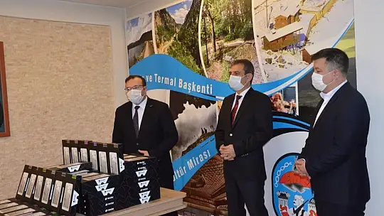 Emet Belediyesinden Uzaktan Eğitime Destek 100 Tablet