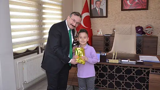 Başkan Doğan Koltuğu Çocuklara Devretti