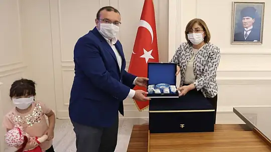 Başkan Doğan Gaziantep'te Başkanlarla Emet'i Görüştü