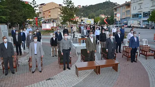 15 Temmuz Demokrasi ve Milli Birlik Gününde Meydanlarda Değil,Gönüllerde Birlikteydik