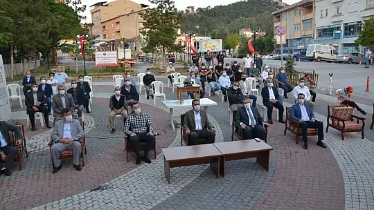 15 Temmuz Demokrasi ve Milli Birlik Gününde Meydanlarda Değil,Gönüllerde Birlikteydik