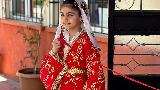 Emet Halk Eğitim 261 Kursta 5835 Kursiyere Belge Verdi