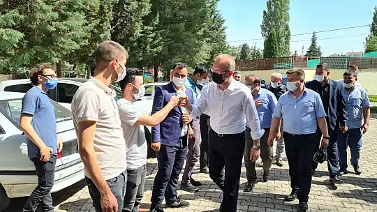 Ak Parti İl Başkanı Ceyhun' Yeni Türkiyeyi 2071 Hedeflerine Gençler Ulaştıracak'