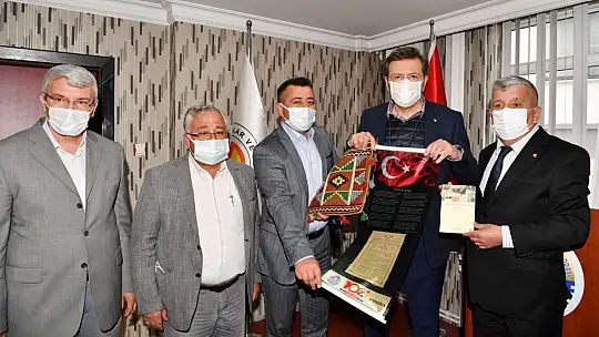 Emet-Hisarcık Heyeti TOBB Başkanı Hisarcıklıoğlu İle Bir araya Geldi
